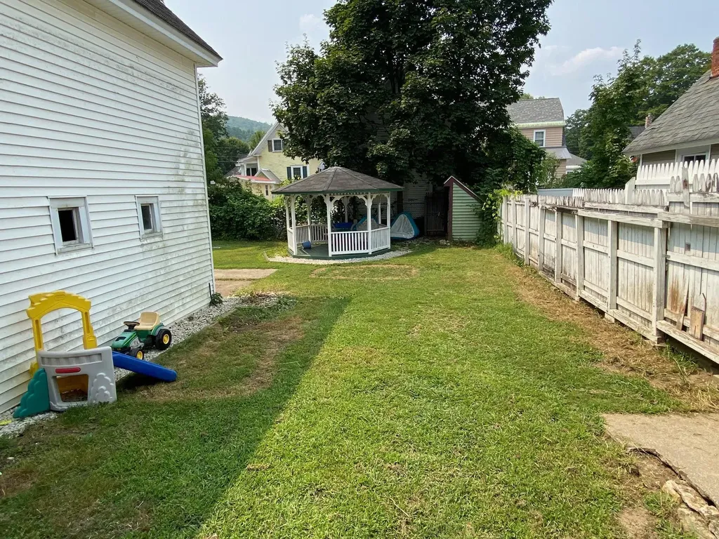 32 Myrtle Street Springfield VT 05156