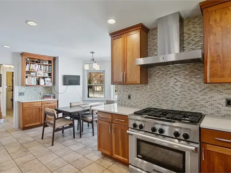 51 Partridge Way Shelburne VT 05482