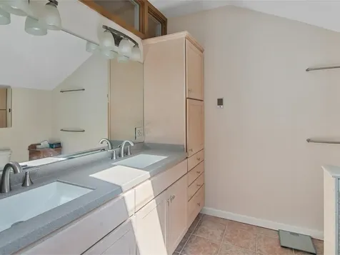 51 Partridge Way Shelburne VT 05482