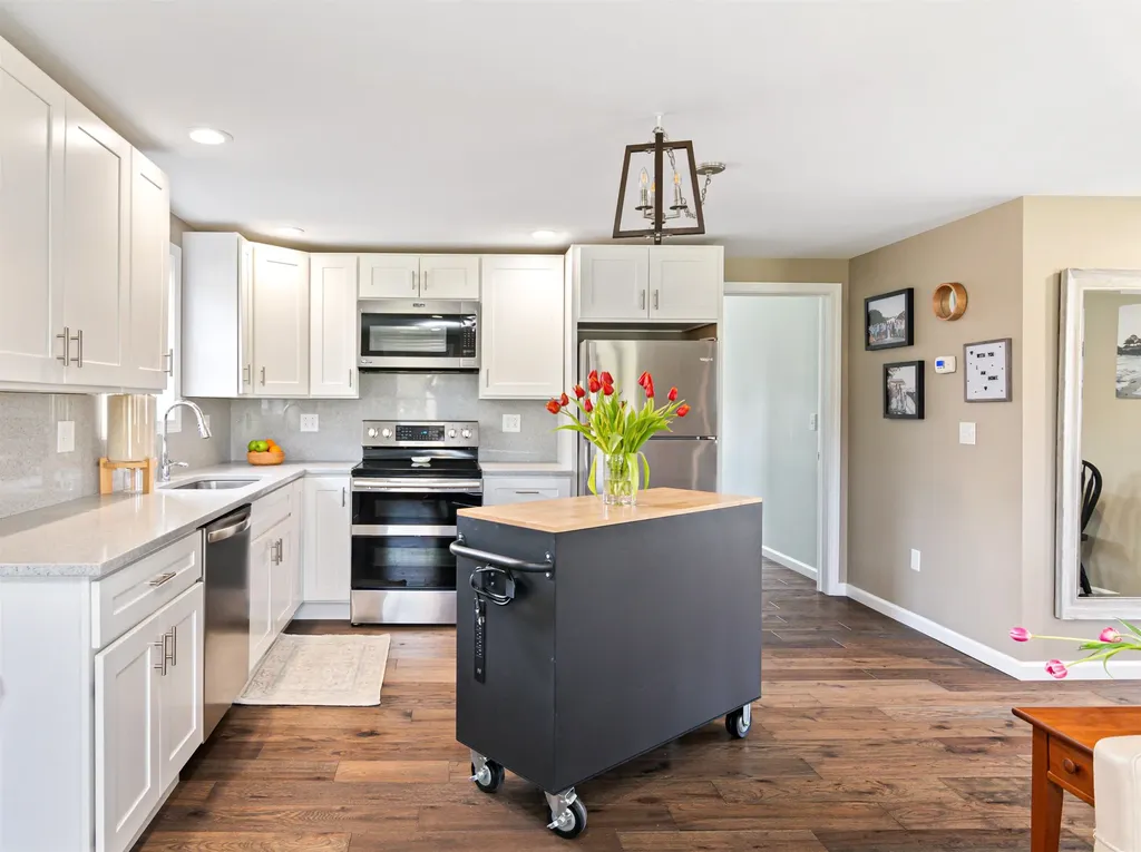 237 Hinesburg Road South Burlington VT 05403