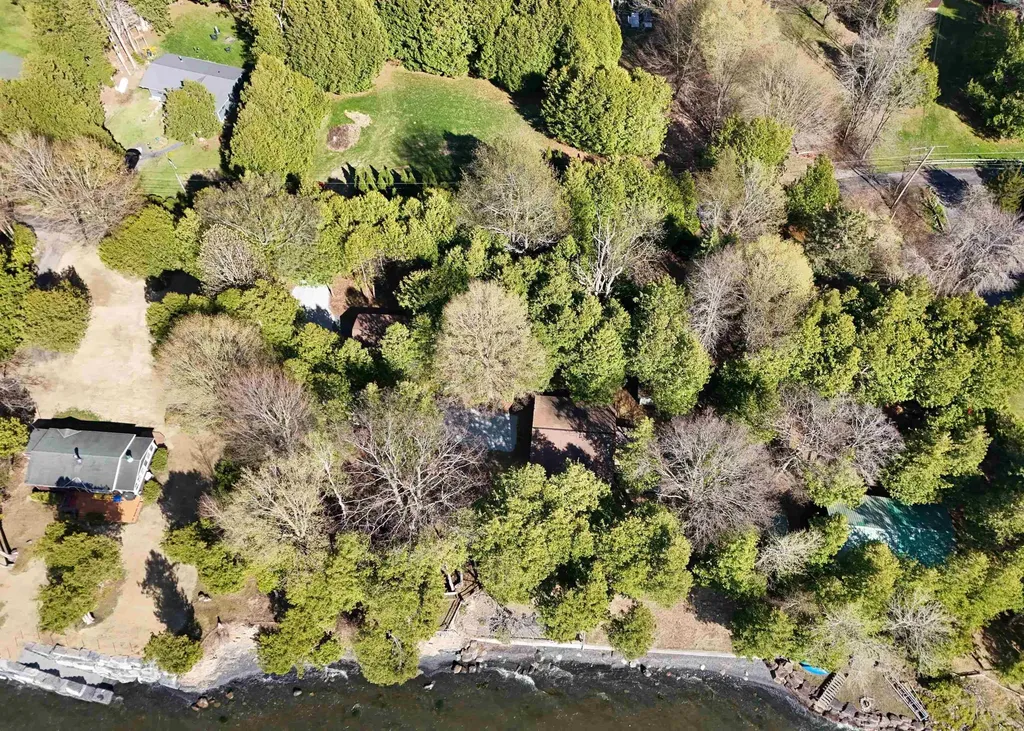 585 Cedarvale Lane North Hero VT 05474