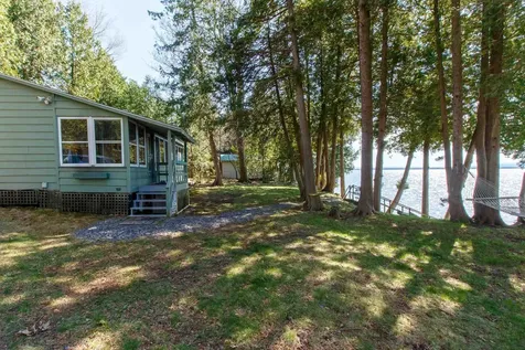 585 Cedarvale Lane North Hero VT 05474