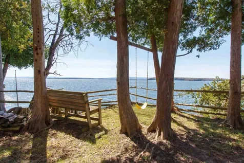 585 Cedarvale Lane North Hero VT 05474