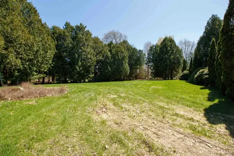 585 Cedarvale Lane North Hero VT 05474