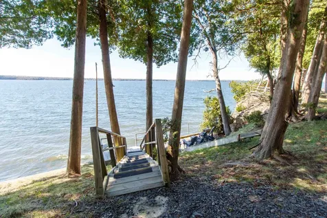 585 Cedarvale Lane North Hero VT 05474