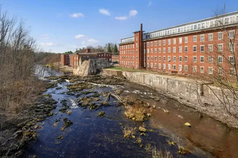 1 Front Street Rollinsford NH 03869