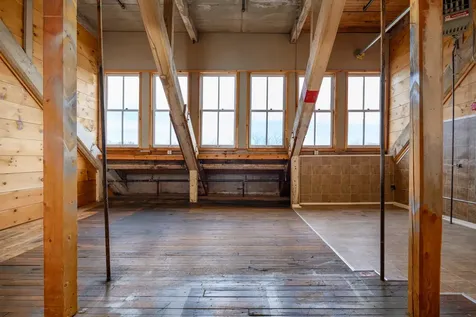 1 Front Street Rollinsford NH 03869