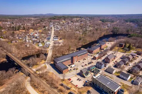 1 Front Street Rollinsford NH 03869