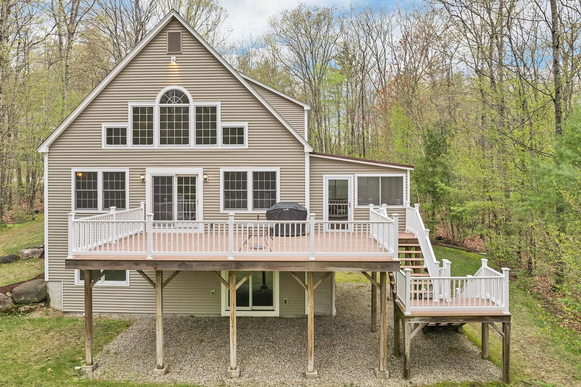 43 Oslo Street Moultonborough NH 03254