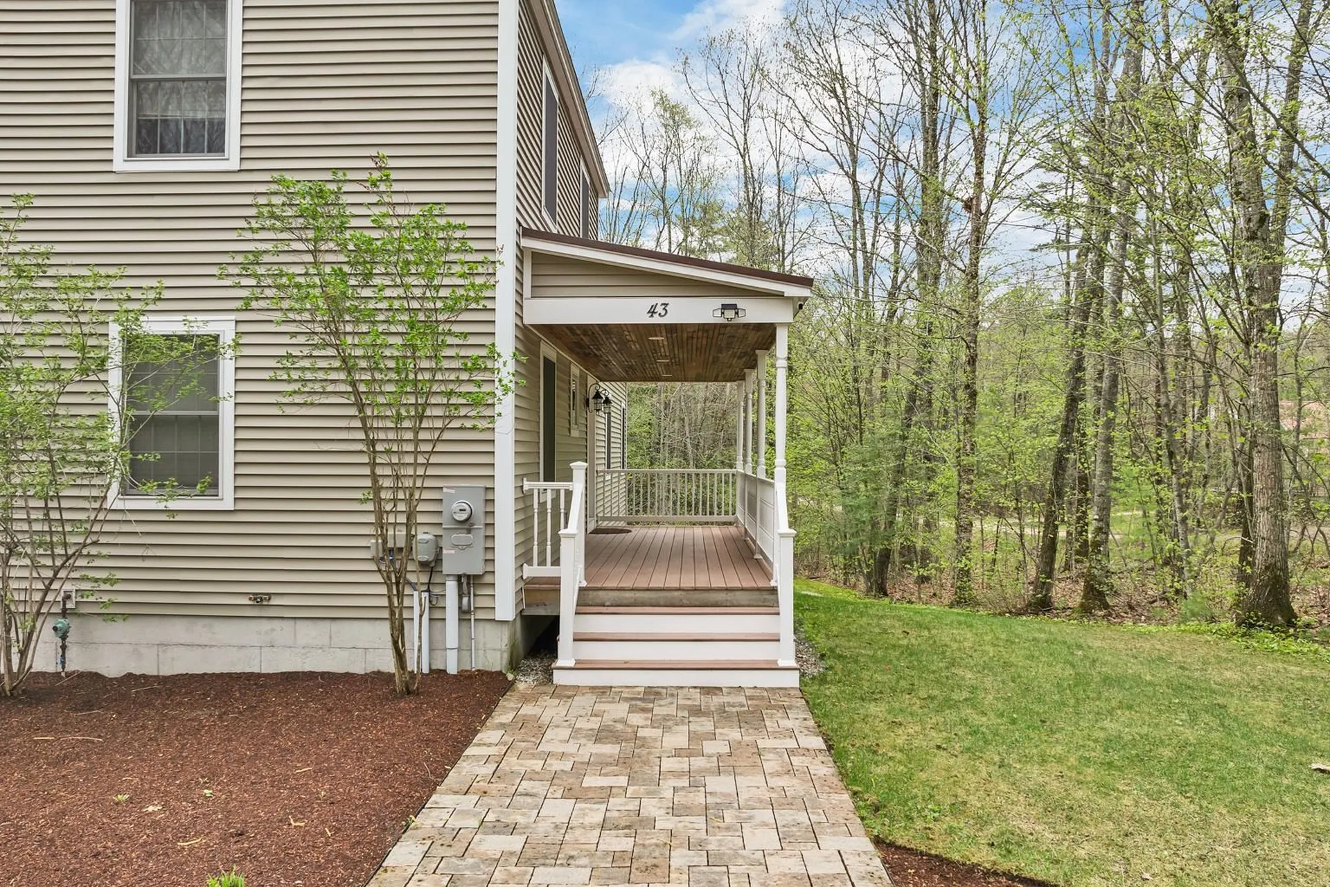 43 Oslo Street Moultonborough NH 03254