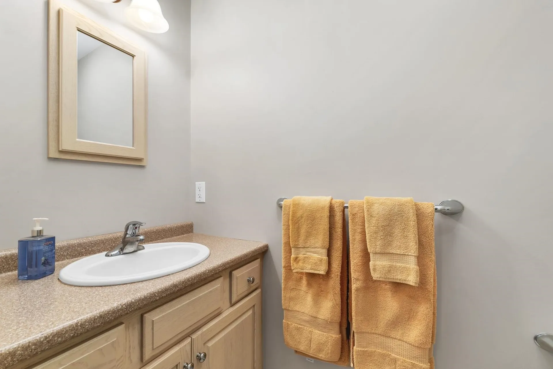 43 Oslo Street Moultonborough NH 03254