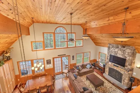 43 Oslo Street Moultonborough NH 03254