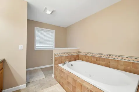 43 Oslo Street Moultonborough NH 03254