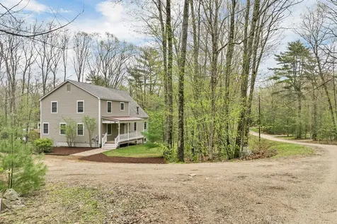 43 Oslo Street Moultonborough NH 03254