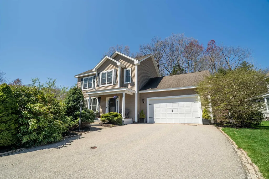 28 Blueberry Drive Manchester NH 03102
