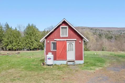 221 Haskins Terrace Berlin VT 05663