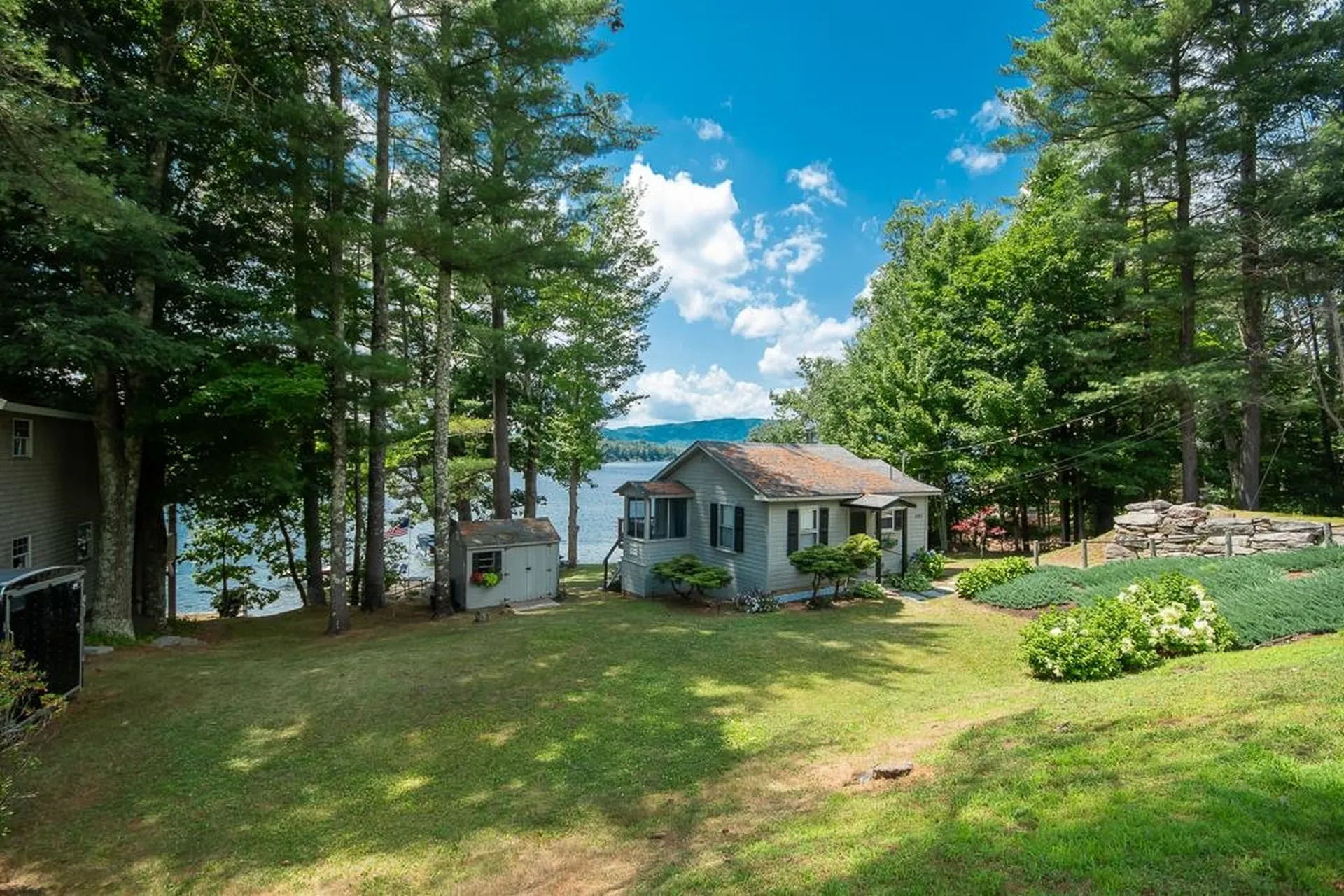 1087 Mayhew Turnpike Bridgewater NH 03222