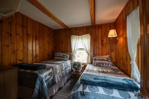 1087 Mayhew Turnpike Bridgewater NH 03222