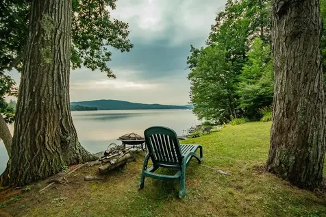 1087 Mayhew Turnpike Bridgewater NH 03222