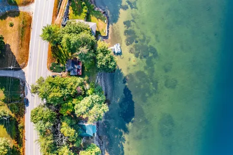 1087 Mayhew Turnpike Bridgewater NH 03222