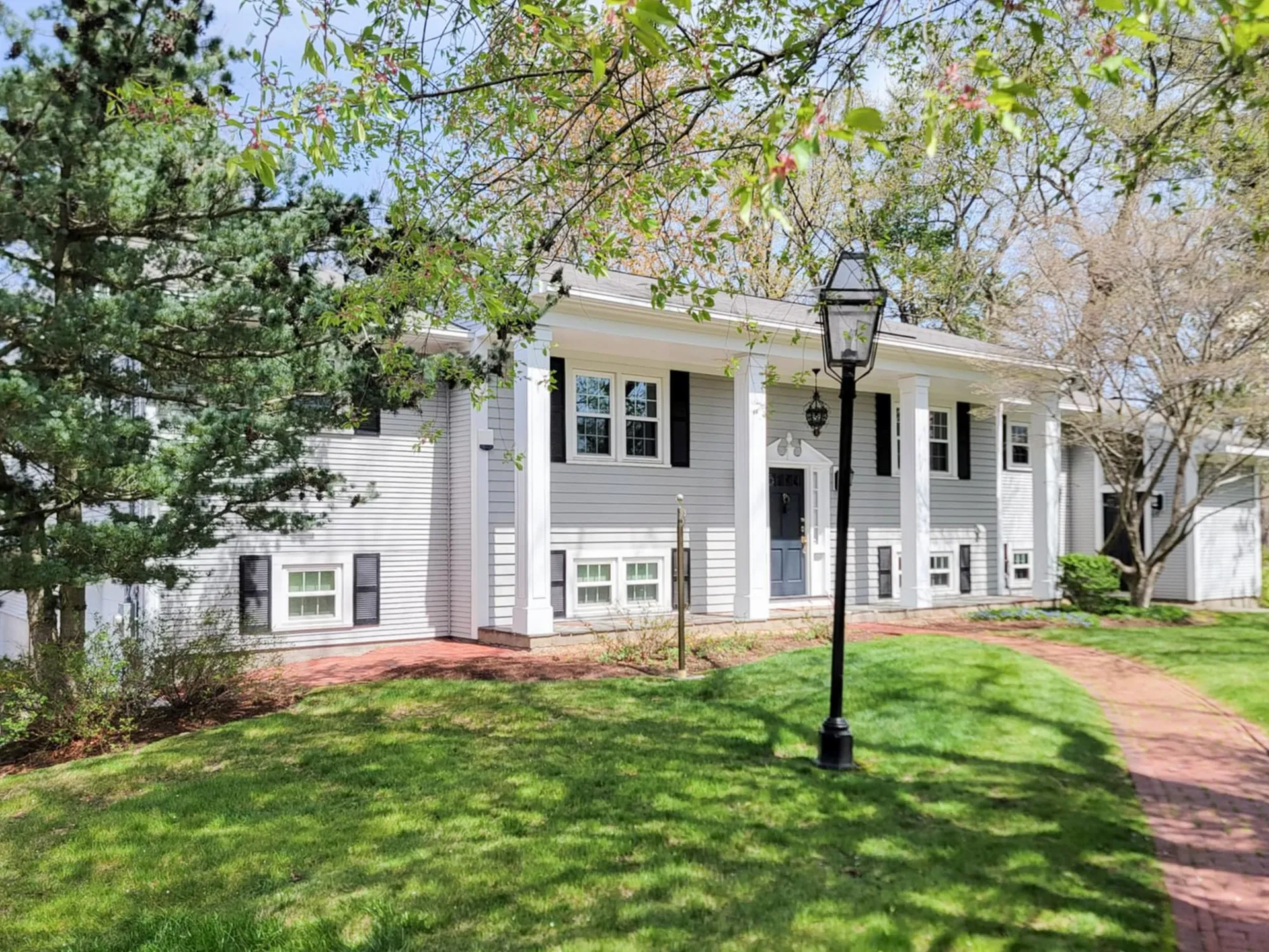 64 Farmington Road Nashua NH 03060