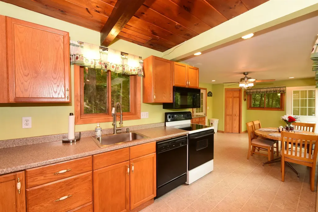 43 Eidelweiss Drive Madison NH 03849