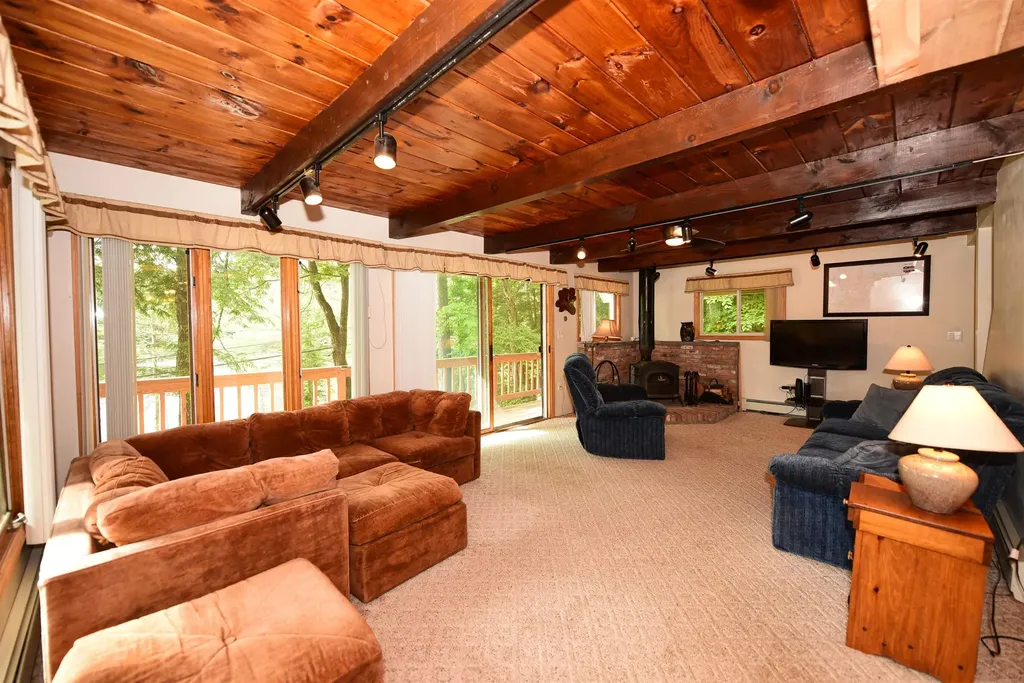 43 Eidelweiss Drive Madison NH 03849