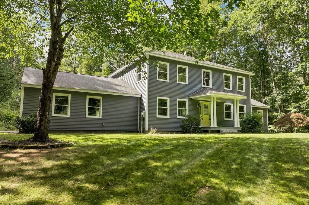 5 Sullivan Drive Bow NH 03304