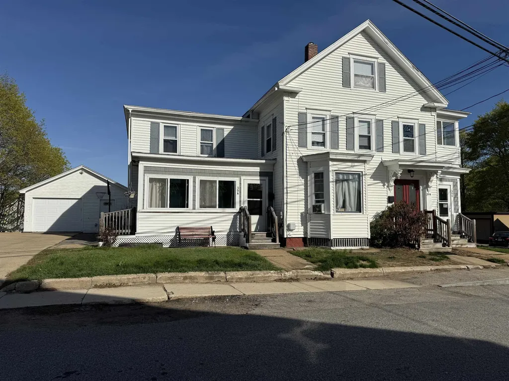 39 Chestnut Street Rochester NH 03867