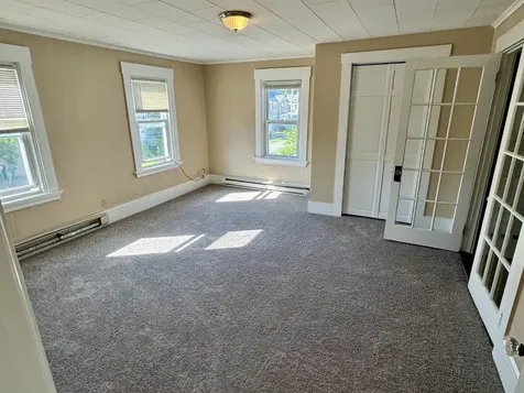 39 Chestnut Street Rochester NH 03867
