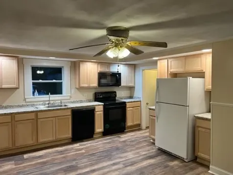 39 Chestnut Street Rochester NH 03867