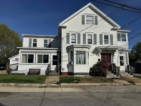 39 Chestnut Street Rochester NH 03867