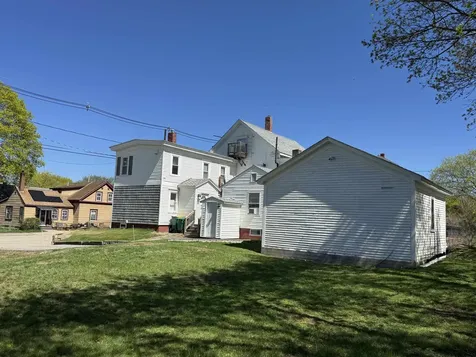 39 Chestnut Street Rochester NH 03867
