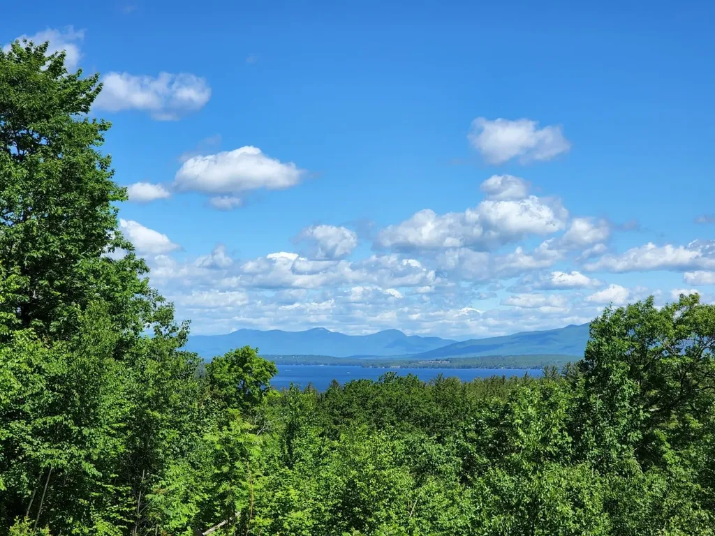 35 Cumberland Road Gilford NH 03249