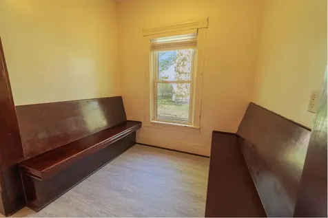 27 Horton Place Brattleboro VT 05301