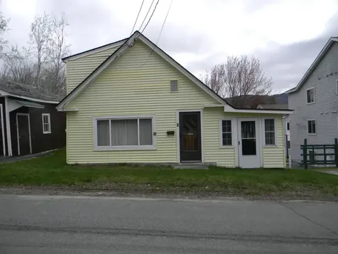 8 First Street Northumberland NH 03582