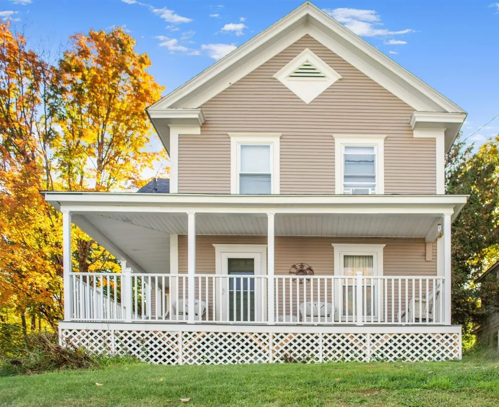 19 Orchard Street Newport City VT 05855