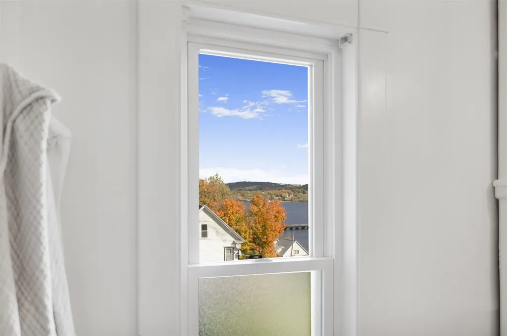 19 Orchard Street Newport City VT 05855