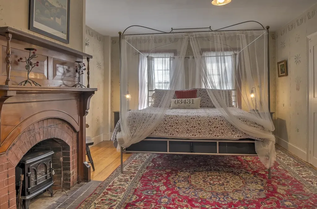 72 School Street Keene NH 03431