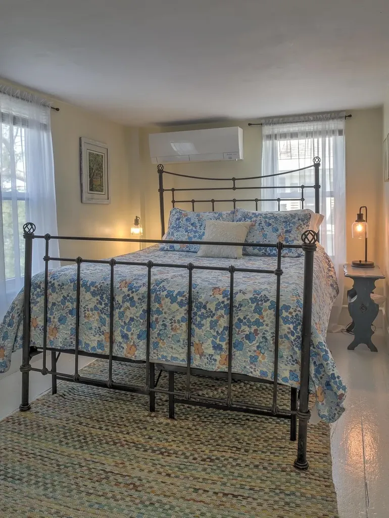 72 School Street Keene NH 03431