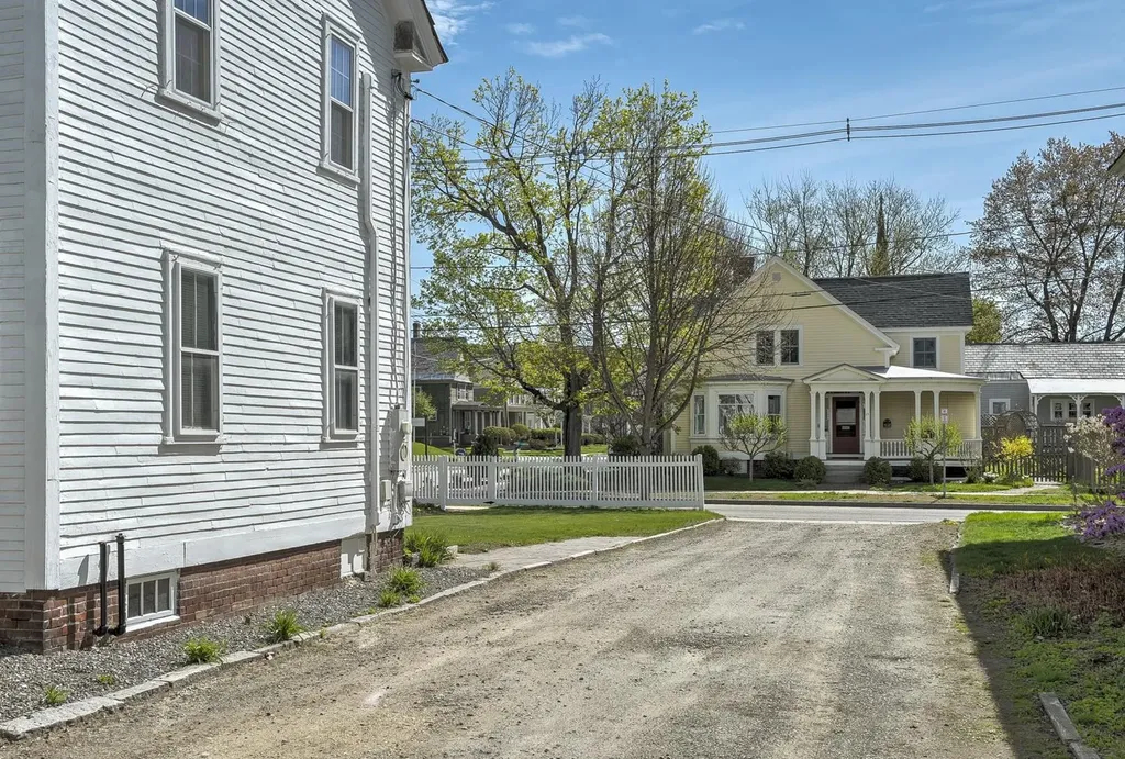 72 School Street Keene NH 03431