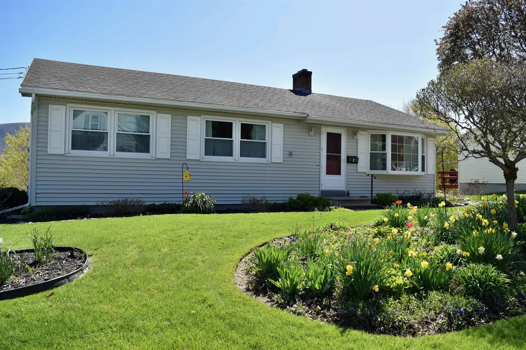 2 Dartmouth Street Rutland City VT 05701