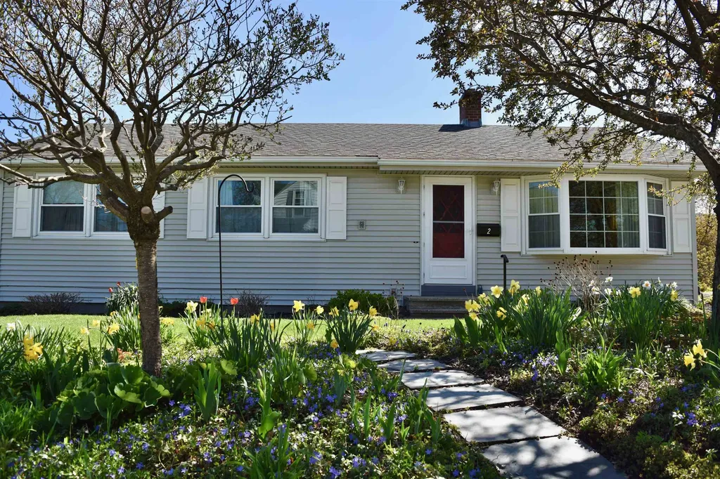 2 Dartmouth Street Rutland City VT 05701