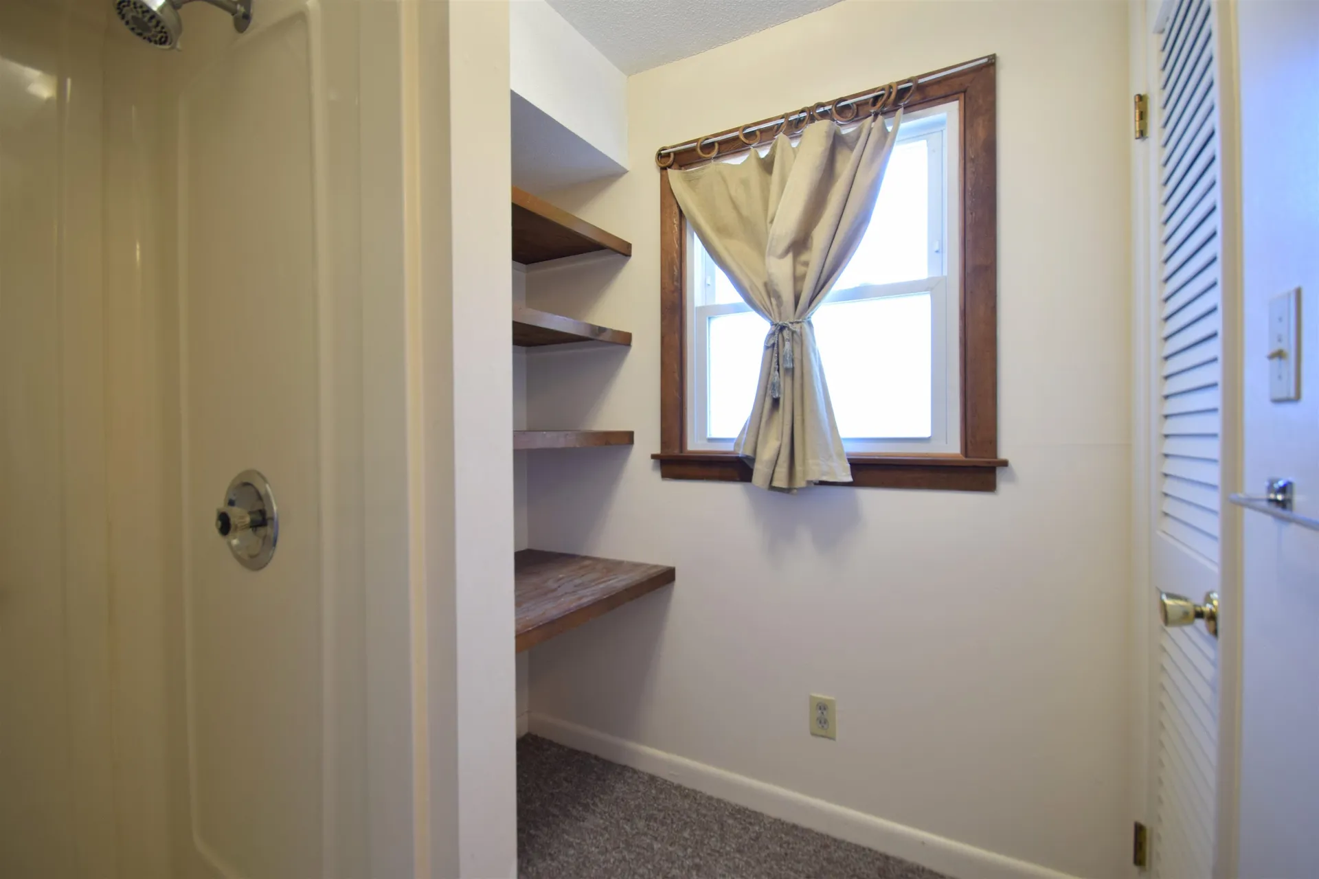 2 Dartmouth Street Rutland City VT 05701