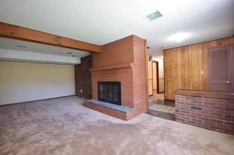 2 Dartmouth Street Rutland City VT 05701