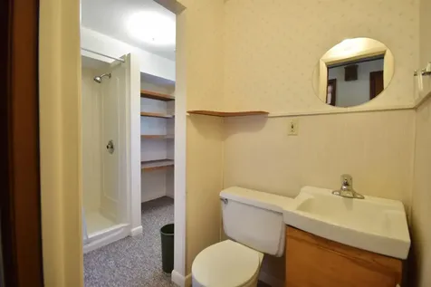 2 Dartmouth Street Rutland City VT 05701