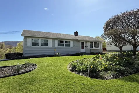 2 Dartmouth Street Rutland City VT 05701