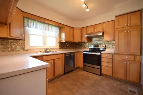 2 Dartmouth Street Rutland City VT 05701