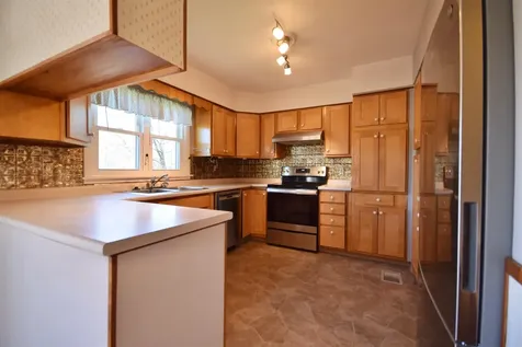 2 Dartmouth Street Rutland City VT 05701