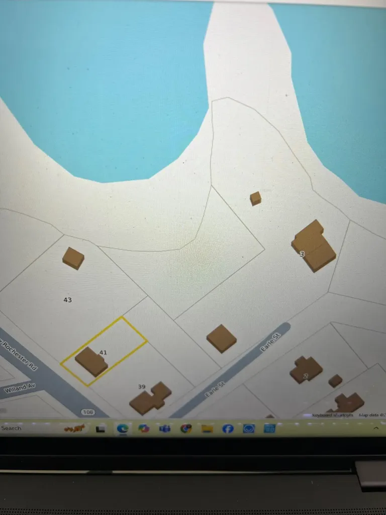 41 New Rochester Road Dover NH 03820